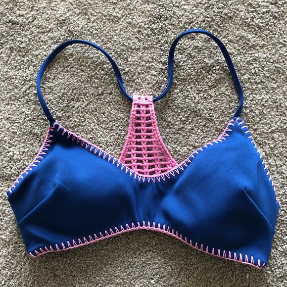 Victoria’s Secret Crochet Bikini Top - Picture 2 of 8